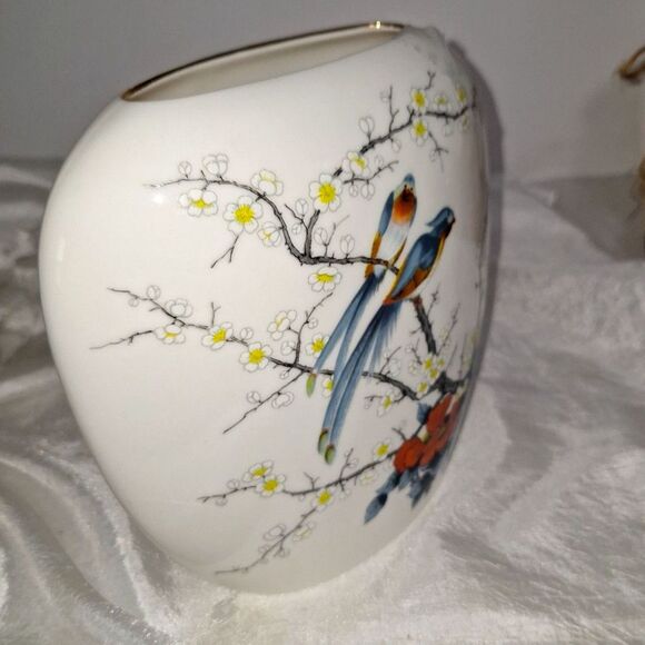A Jay Fine China Bird Vase Hand Painted Japanese Floral Cottage-Core Home Design - Picture 8 of 13